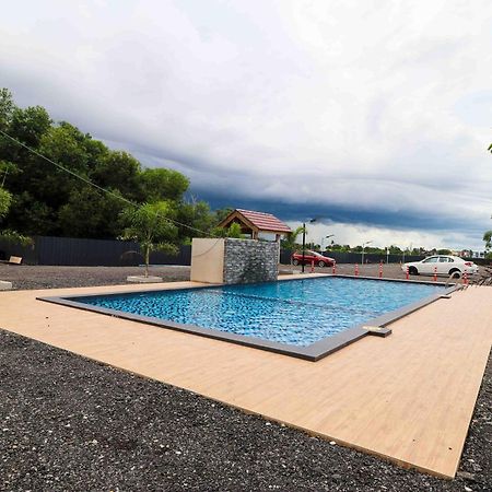 Am Transit Inn, กัวลาตรังกานู ภายนอก รูปภาพ