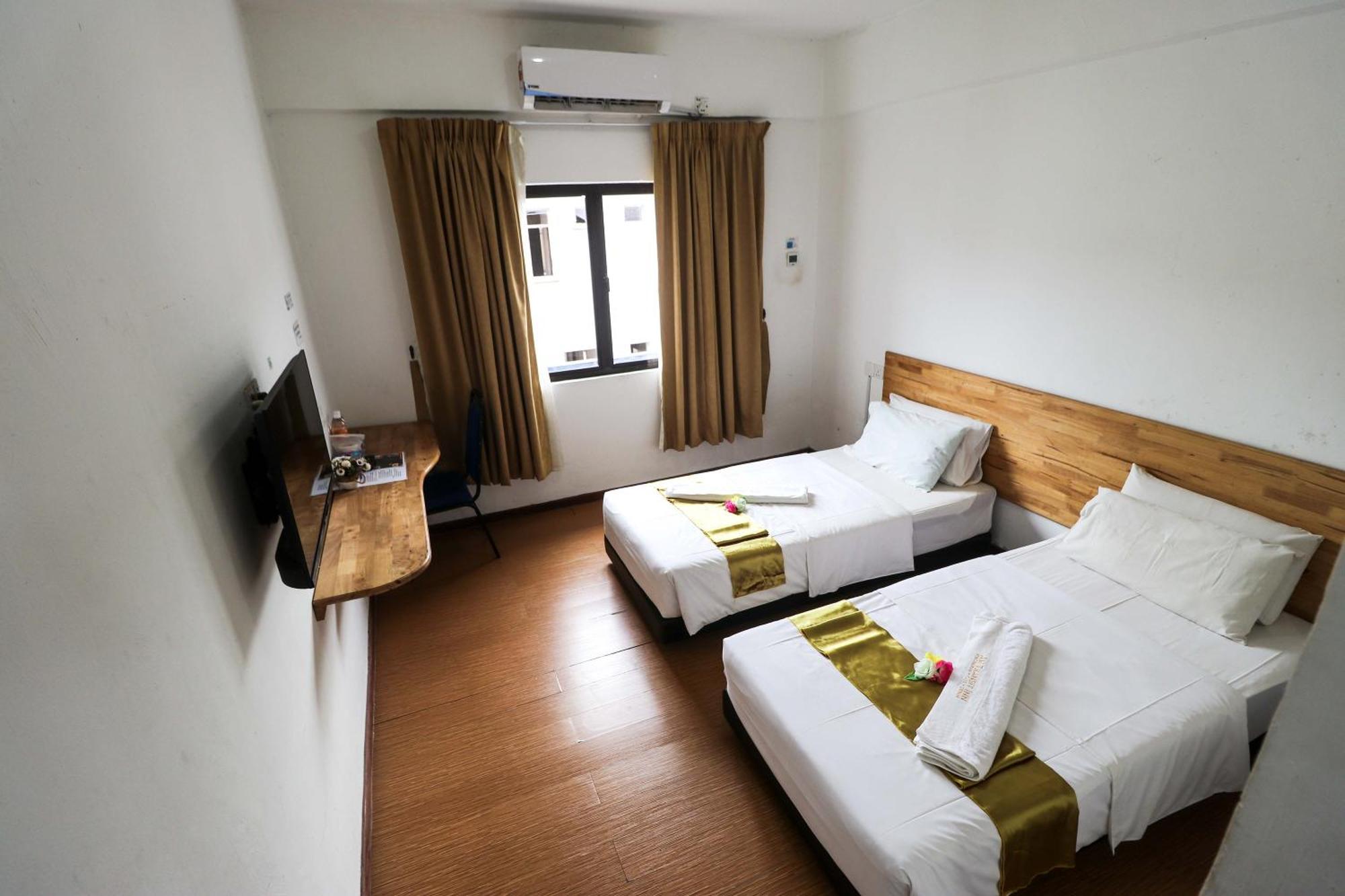 Am Transit Inn, กัวลาตรังกานู ภายนอก รูปภาพ