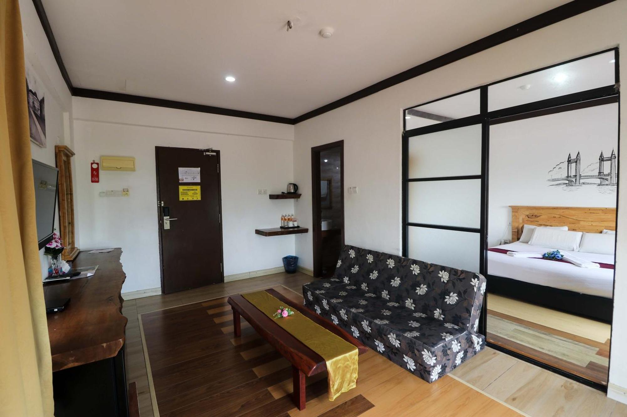 Am Transit Inn, กัวลาตรังกานู ภายนอก รูปภาพ