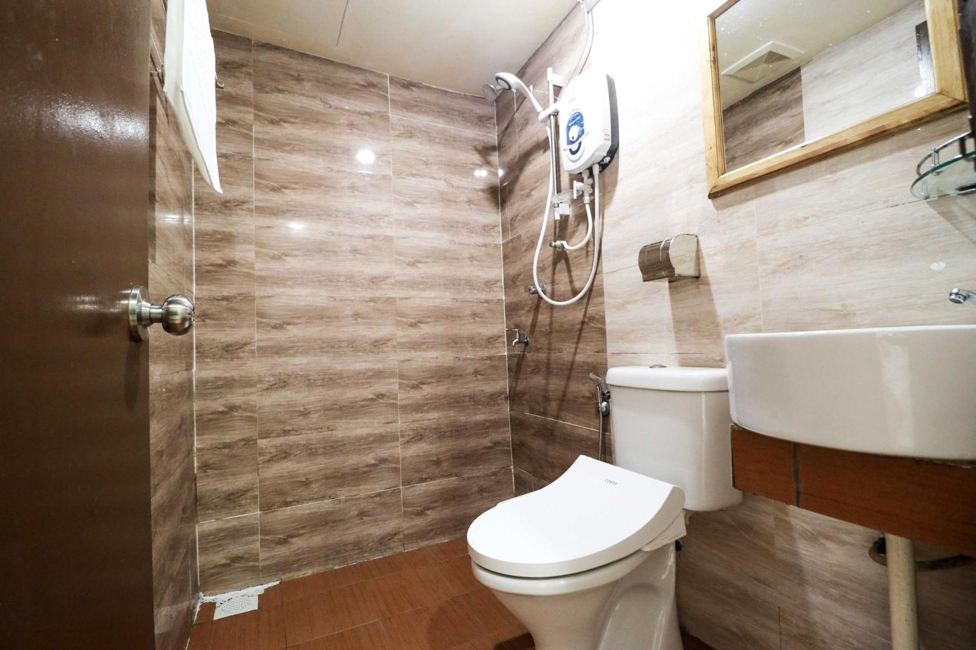 Am Transit Inn, กัวลาตรังกานู ภายนอก รูปภาพ