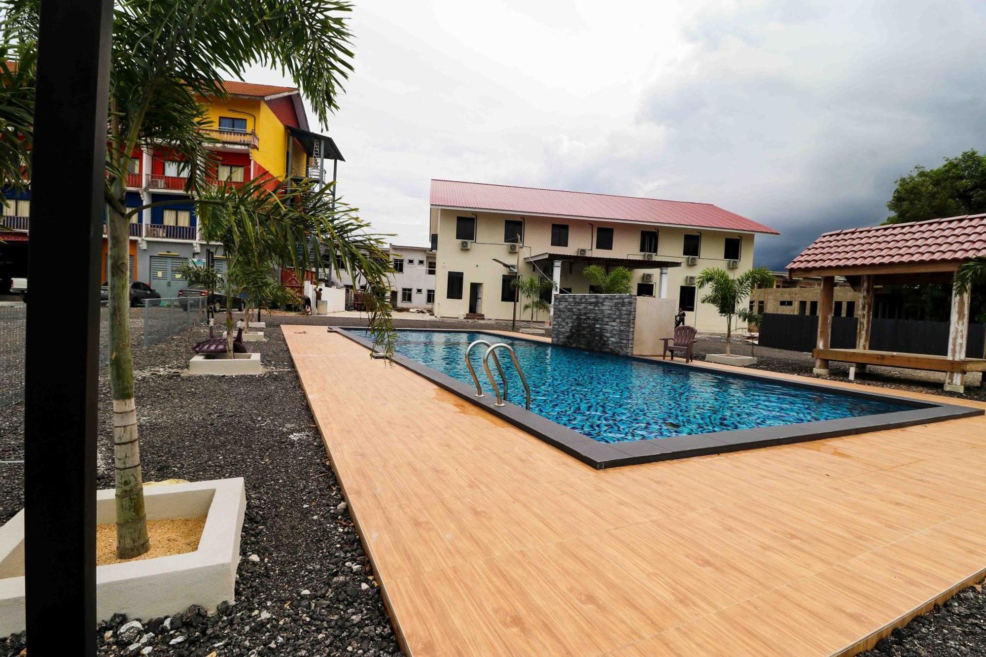 Am Transit Inn, กัวลาตรังกานู ภายนอก รูปภาพ