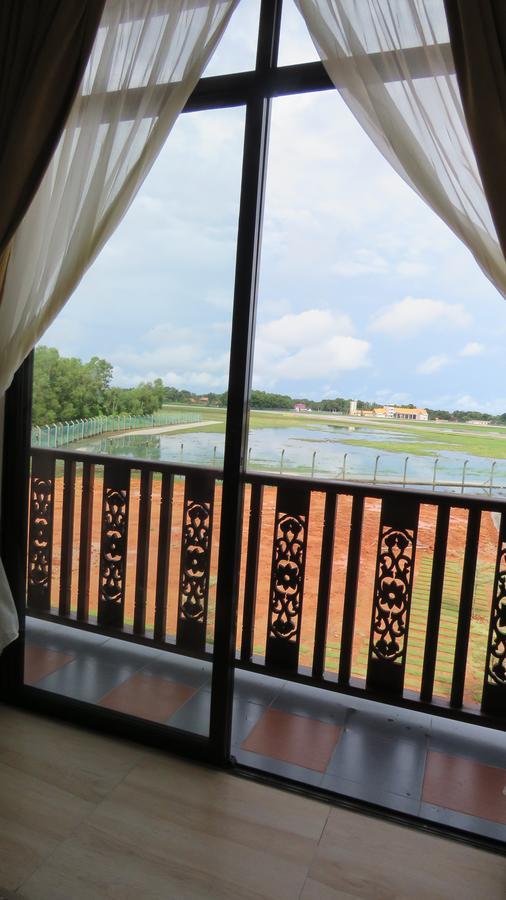 Am Transit Inn, กัวลาตรังกานู ภายนอก รูปภาพ
