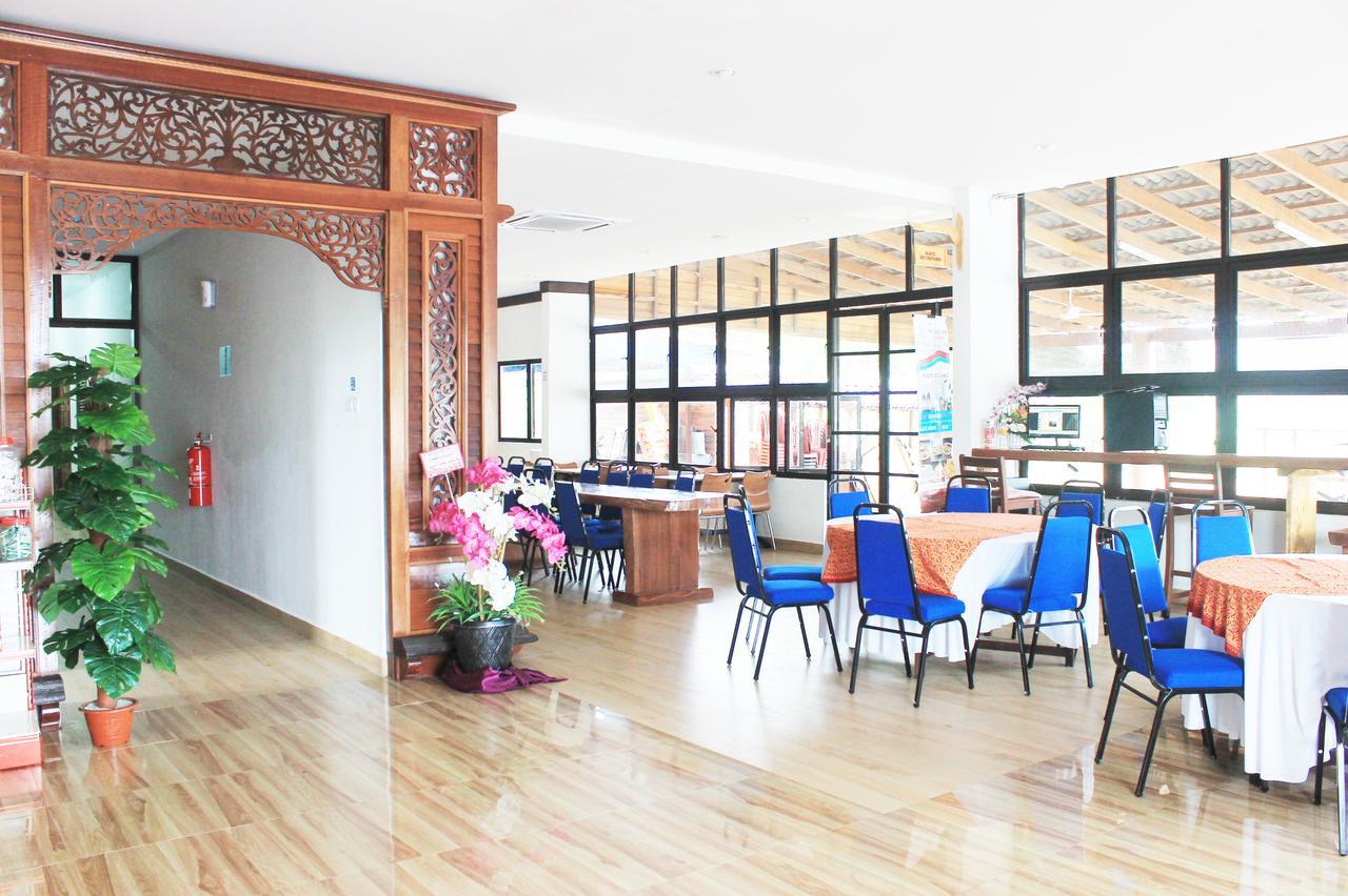 Am Transit Inn, กัวลาตรังกานู ภายนอก รูปภาพ