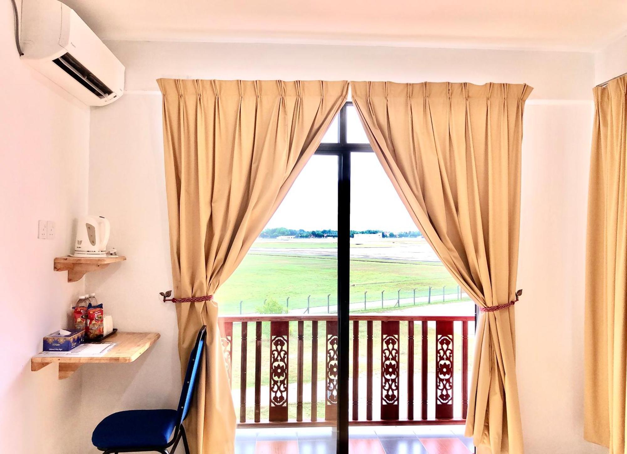 Am Transit Inn, กัวลาตรังกานู ภายนอก รูปภาพ
